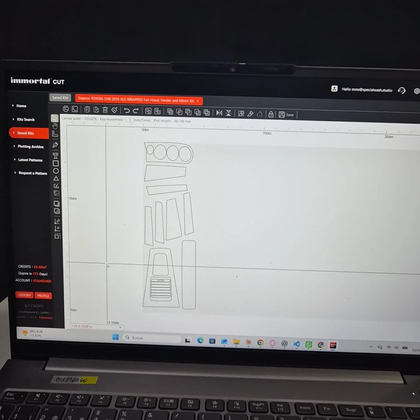 Patrón de corte digital para PPF trazado en el software CARPRO immortal CUT